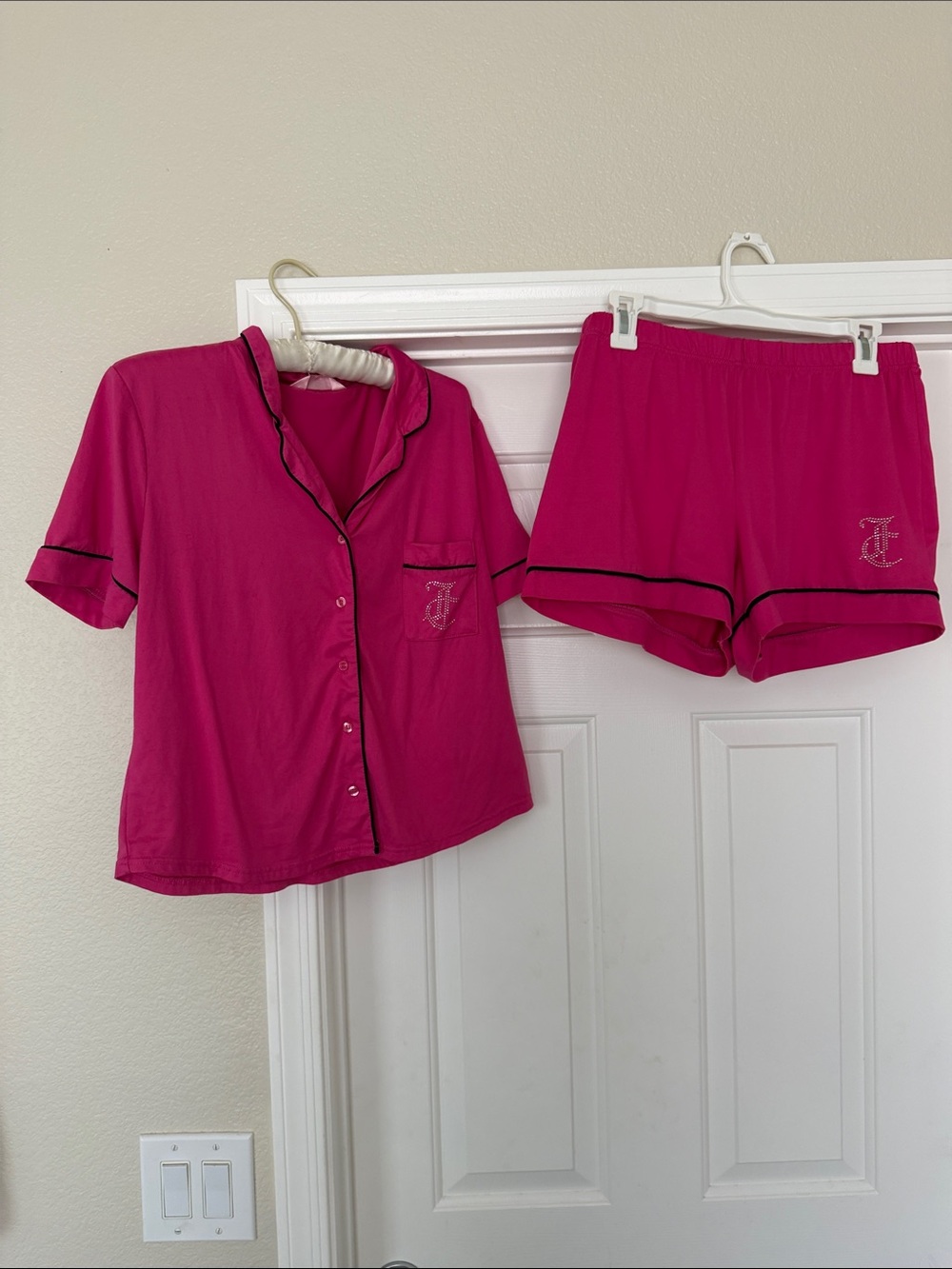 Juicy couture, sleepwear, Pink size L Short Pajama set, new!